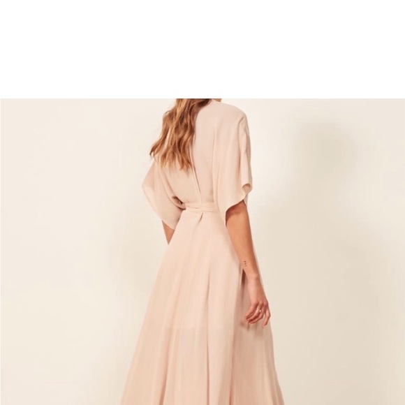 Reformation Winslow Wrap dress in Champagne size large. - Picture 4 of 6